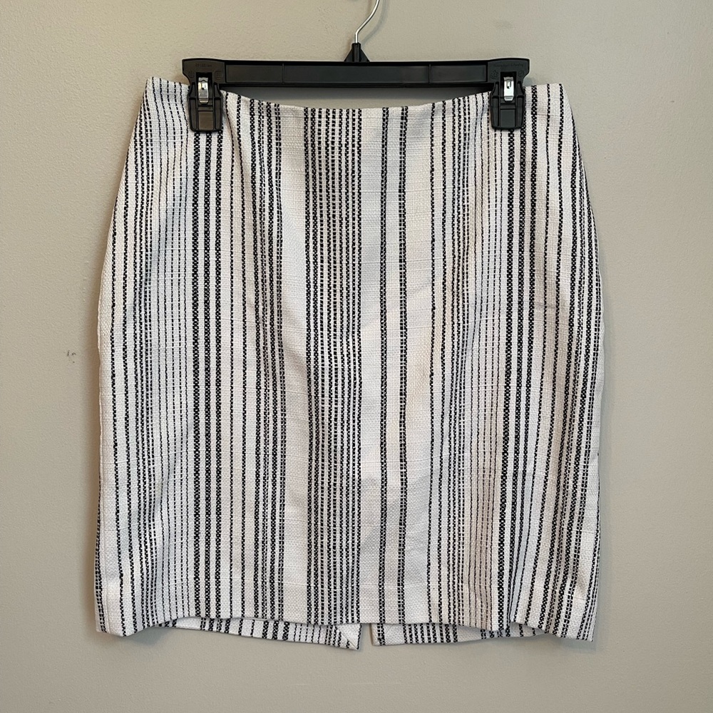 White House Black Market Striped Pencil Skirt